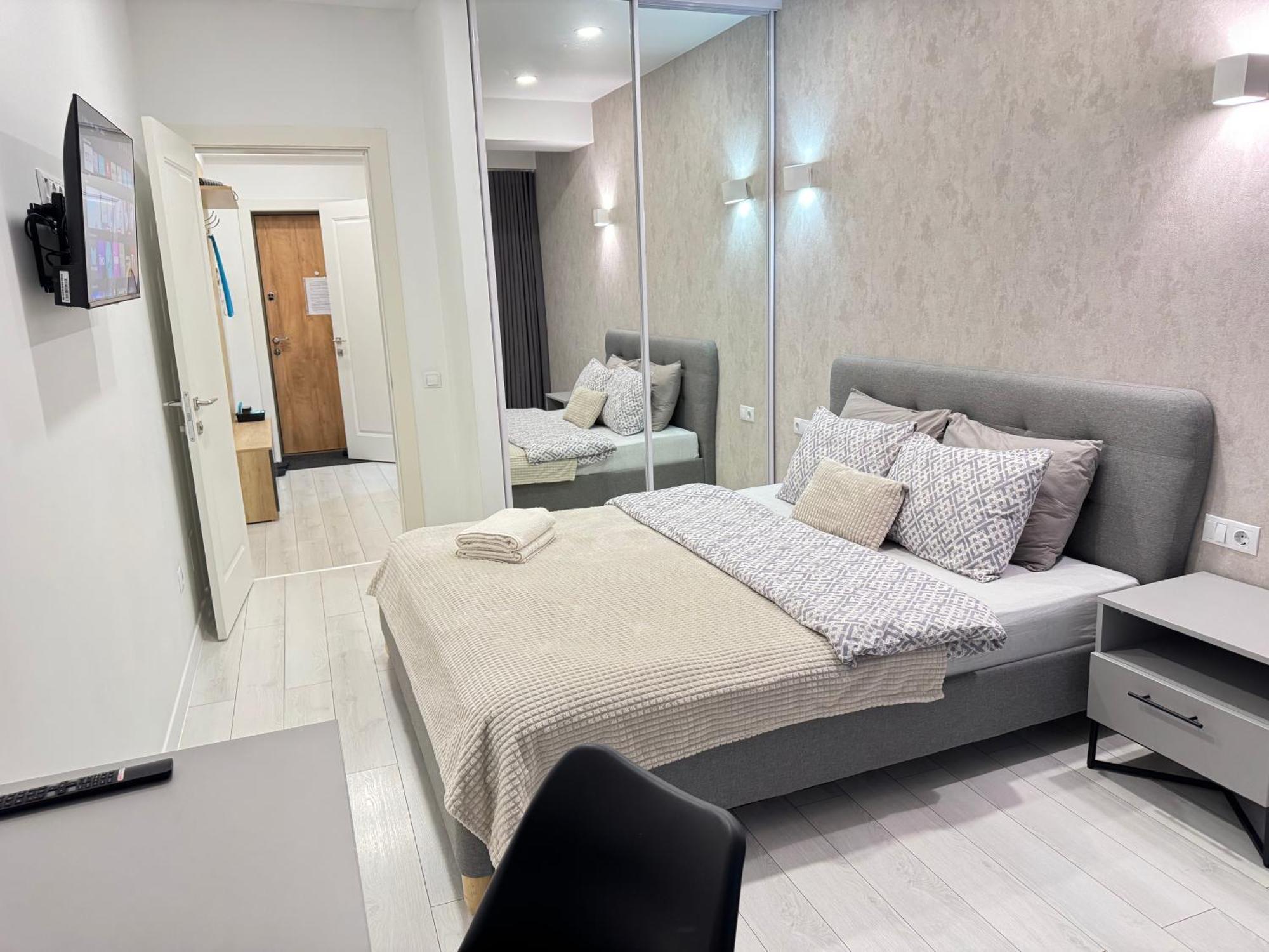 Rentnow Large And Cozy Apartment In The Center, Parking Chisinau Ngoại thất bức ảnh