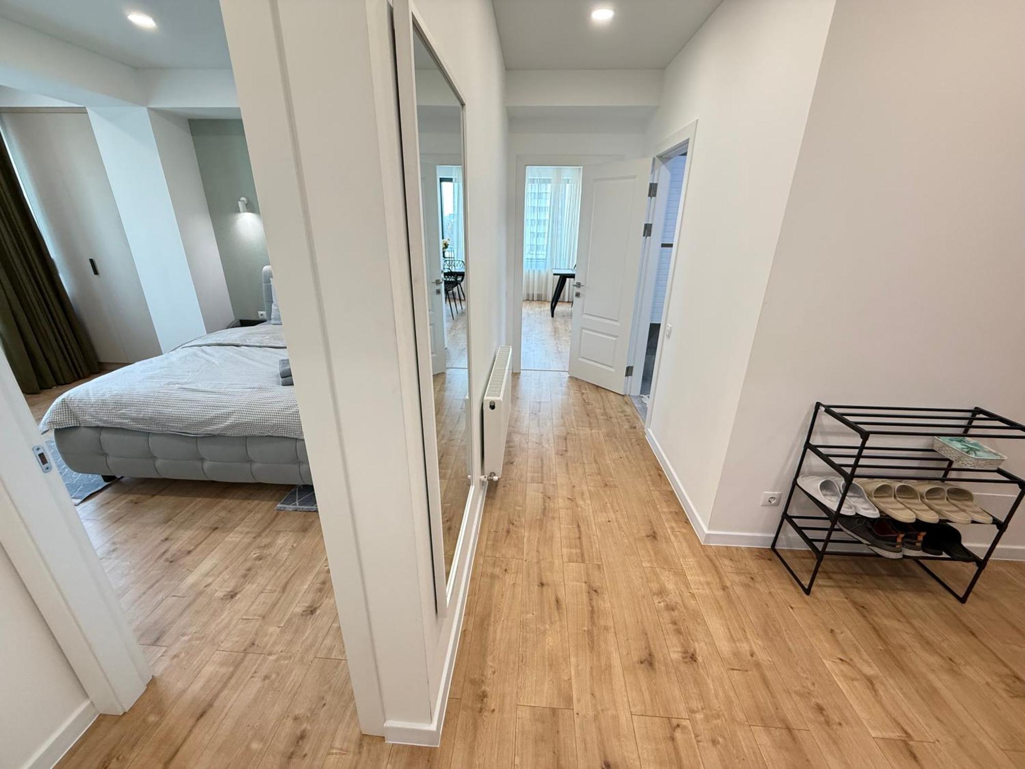 Rentnow Large And Cozy Apartment In The Center, Parking Chisinau Ngoại thất bức ảnh