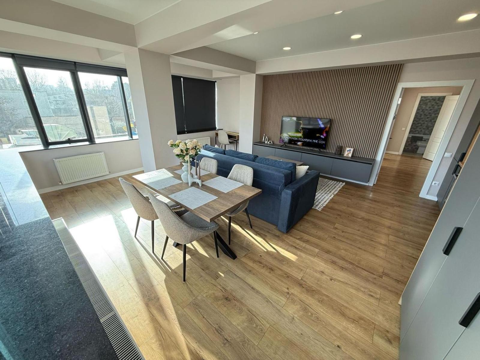 Rentnow Large And Cozy Apartment In The Center, Parking Chisinau Ngoại thất bức ảnh
